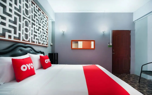 OYO 1006 FO Room