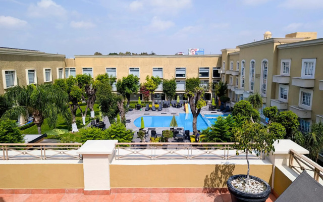 Plaza Camelinas Hotel
