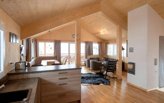 Amazing Chalet With Whirlpool