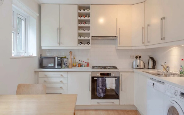 Elephant and Castle 2 Bedroom Apartment