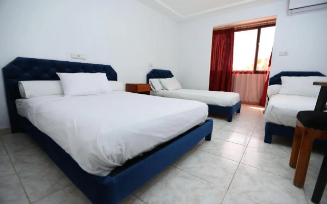 Raiss Hotel