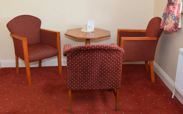 The Rhu Glenn Hotel