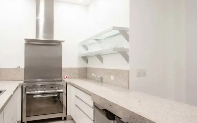 Purple Rain Elegant 2 Bedroom in Recoleta