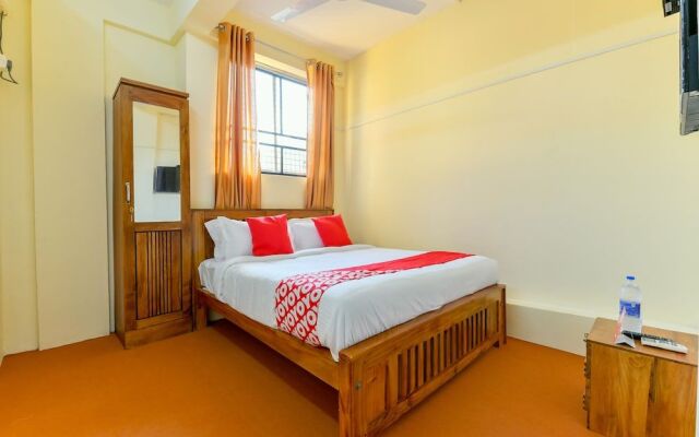 OYO 24607 Lotus Residency