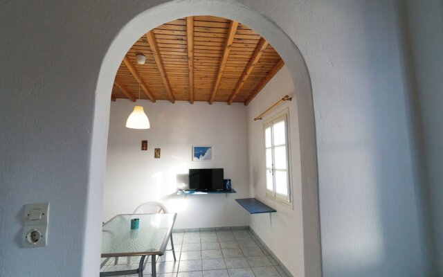 Cycladic Ornos Apt. Near Mykonos Town