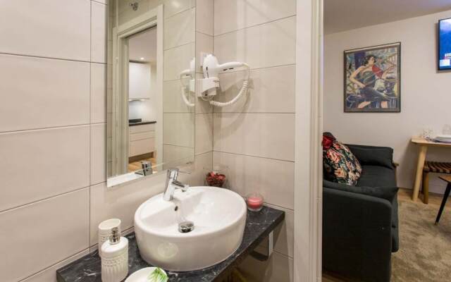 Hospedium GoodRooms Apartments