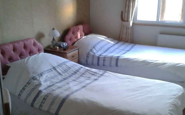 Oakfield Lodge Guest House Stockport