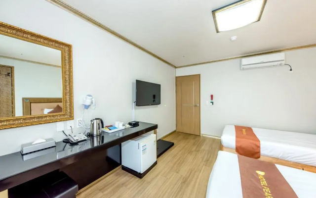 Jeju Pearly Hotel