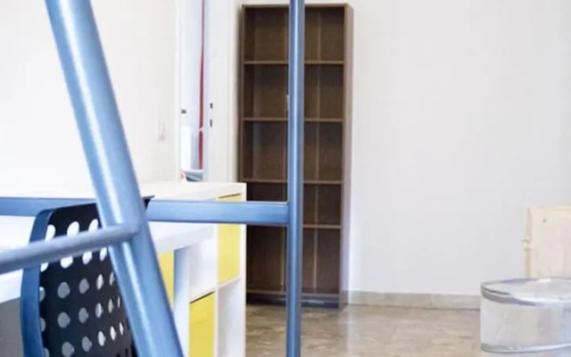 Room in Guest room - Kamchu Apartments single room Viale Libia 8