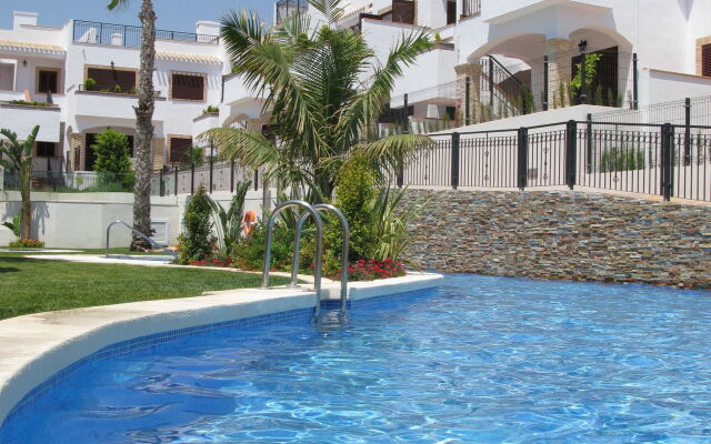 Azul Beach Apartments - Marholidays