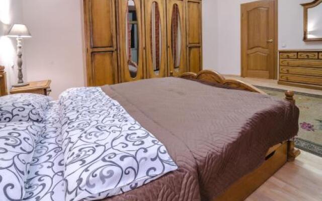 Rentkiev Sofievska Str.17