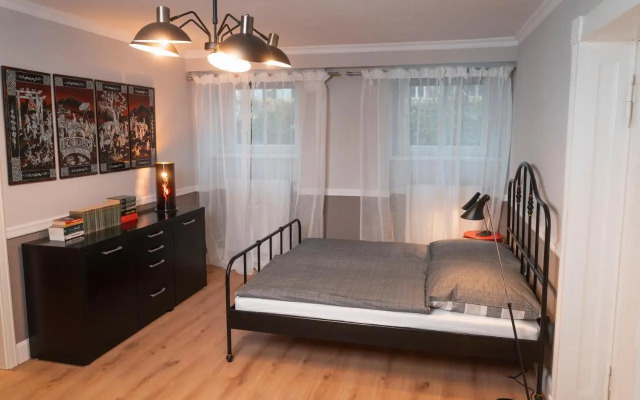 90qm Ferienwohnung Berlin Zentrum Nähe Prenzlauer Berg, 2 Bäder