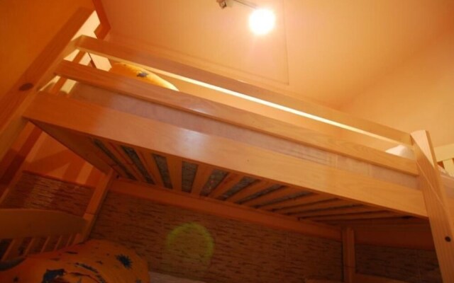 Edificio Zona Media Sierra Nevada