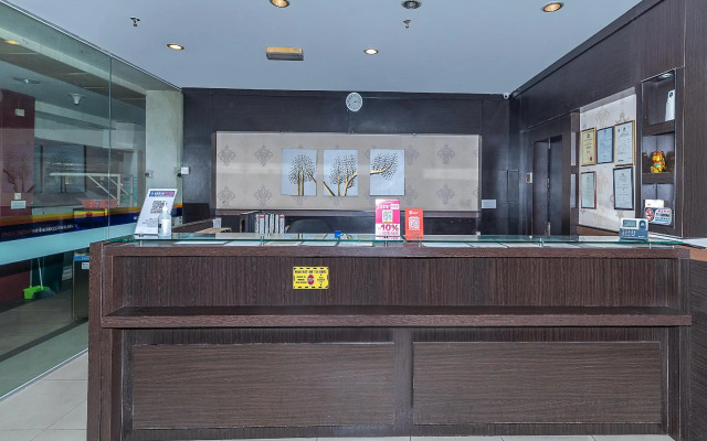 Super OYO 89847 Switz Paradise Hotel