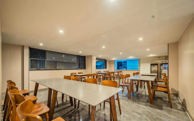 Tianfu · Locke Platinum  (Chengdu Tianfu International Airport Store)