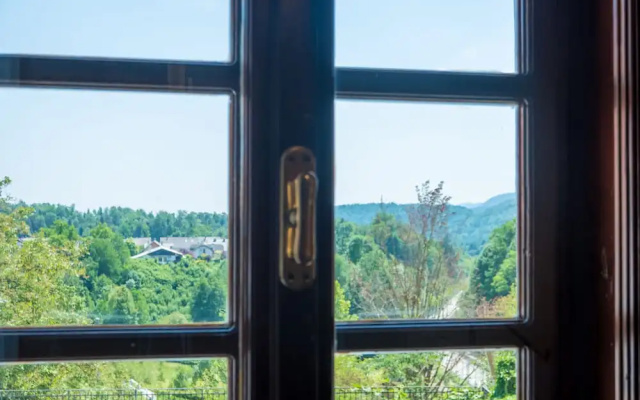 Vila Radolca Apartments and Rooms