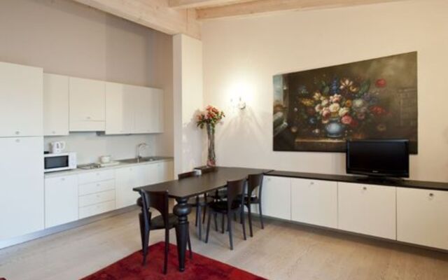 Alexandra Stay Residence