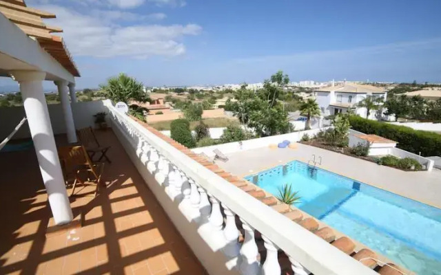 Quinta do Alto - Surf & Guesthouse -
