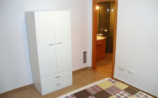 Apartamentos Las Palmeras 3000