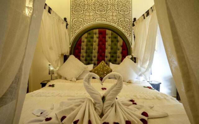 Room in B&B - Riad Anabel - Olive Triple Suite