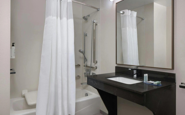 Fairfield Inn & Suites Lake City