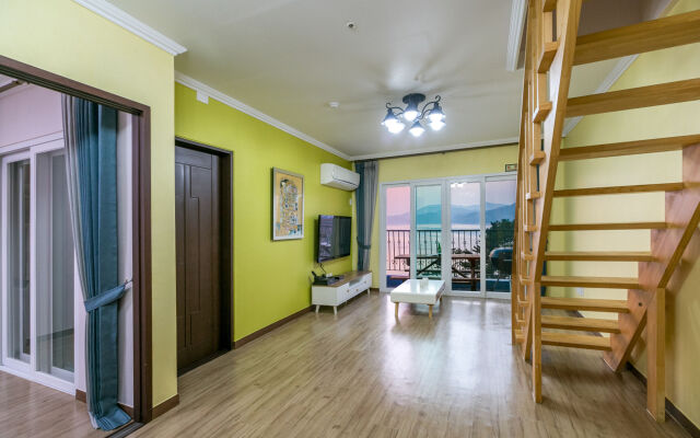 Tongyeong Beachcastle Resort