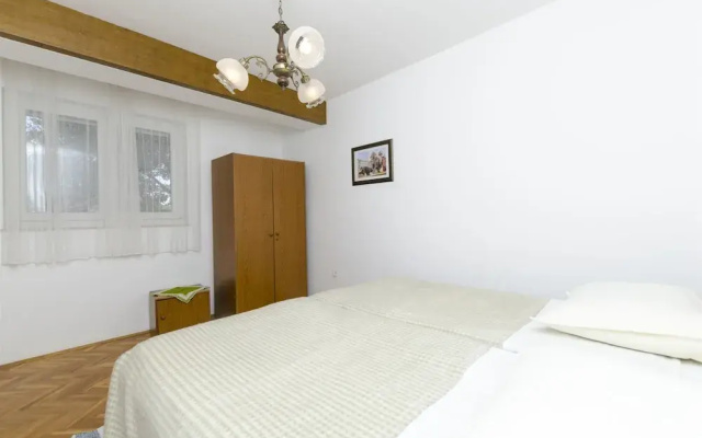 Apartments Karmela