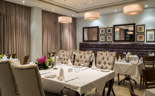 Protea Hotel by Marriott Takoradi Select