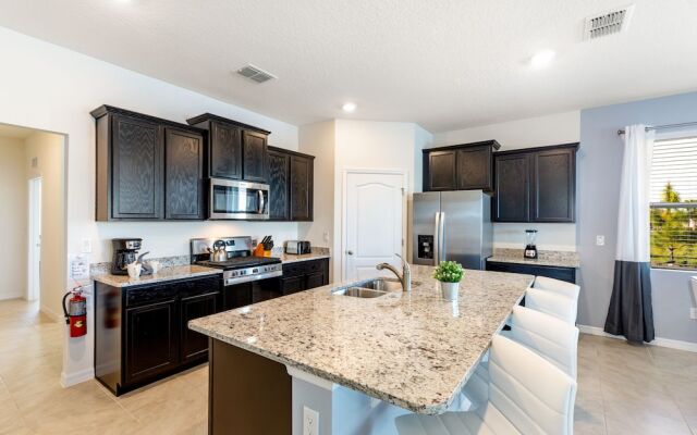 Lake View Villa 6 Bedrooms