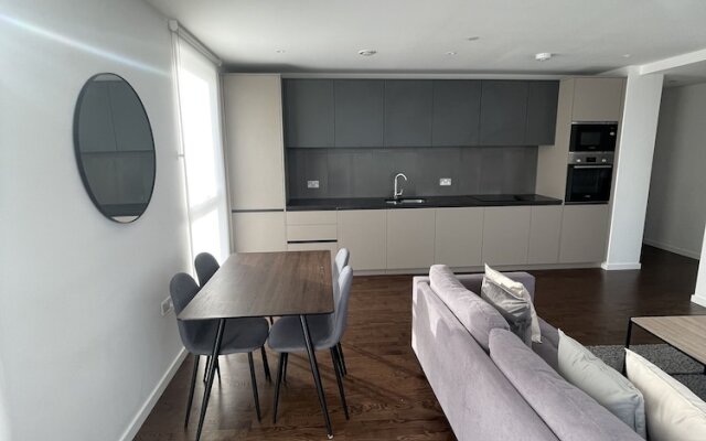 Immaculate 2bed Apartment in London - City Views