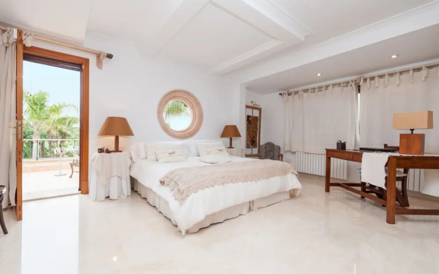 Can Gual in Inca With 4 Bedrooms and 3 Bathrooms