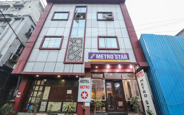 OYO 26873 Hotel Metro Star