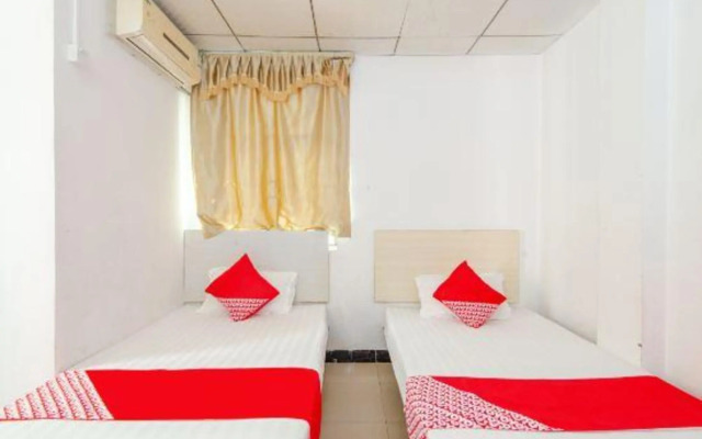 Longqiang Hostel