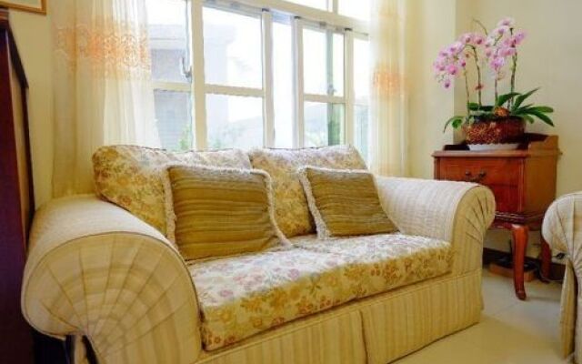 Yang Ping House