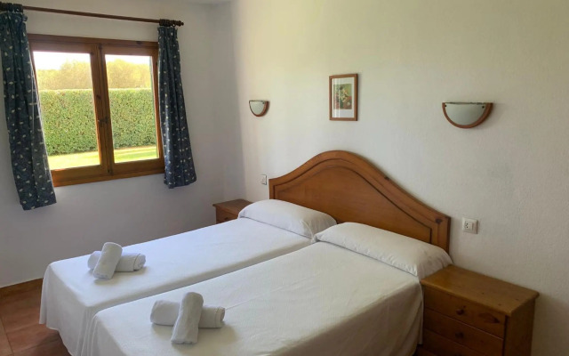 Vista Blanes Apartments