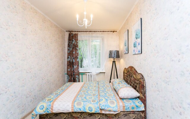 Apartment on Perunovskiy 4-10