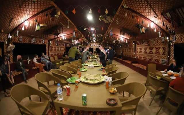Alamer Hostel Camp