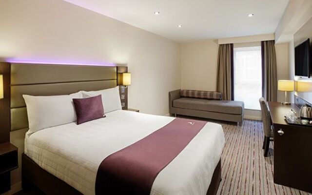 Premier Inn Bournemouth East Cliff