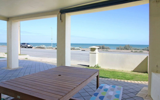 Seaview Sunset Holiday Apartments