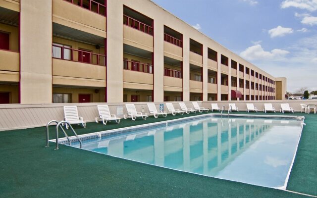 Americas Best Value Inn Neptune