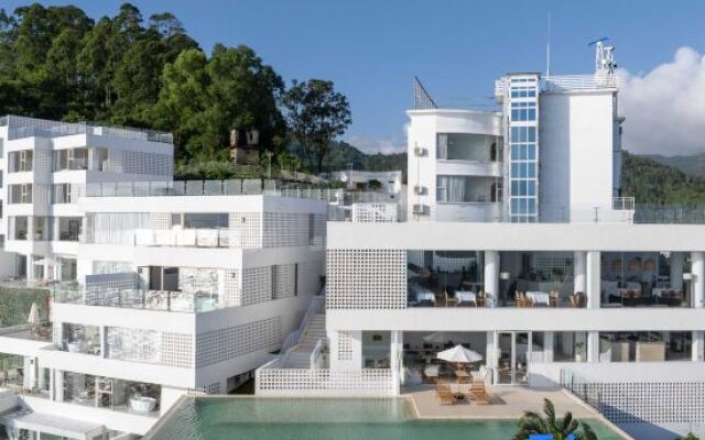 Secret Field · Shenzhen Kamakura Maze Reef Sea View Hotel