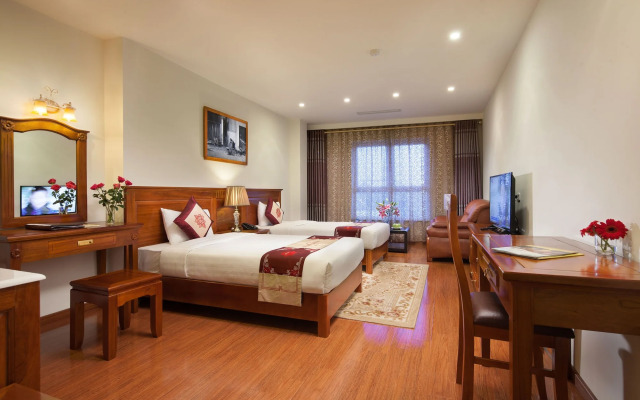 Sq Hang Gai Hotel & Spa