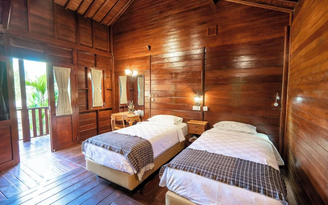 The Dukuh Retreat – Guest Rooms – Tibubiu