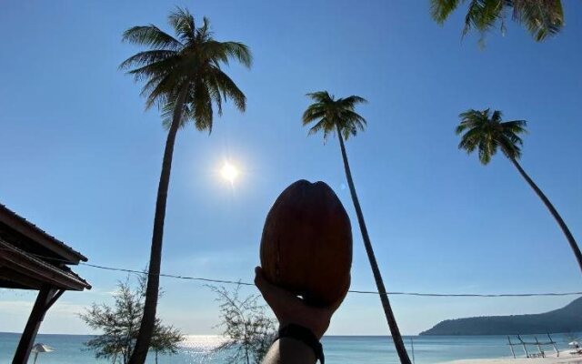 Coconut Boulevard Guesthouse