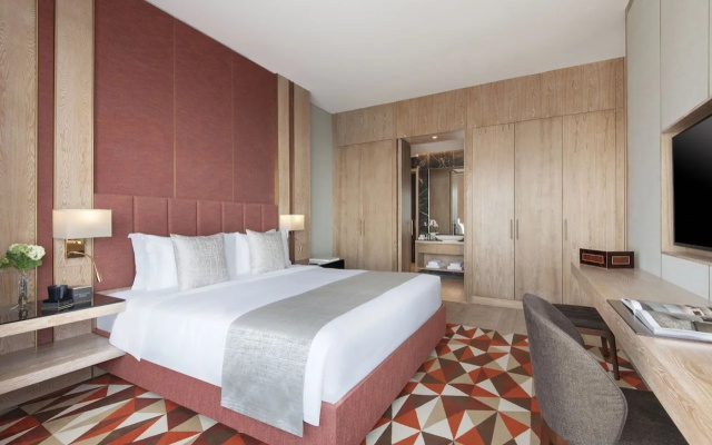 The Bentley Luxury Hotel and Suites