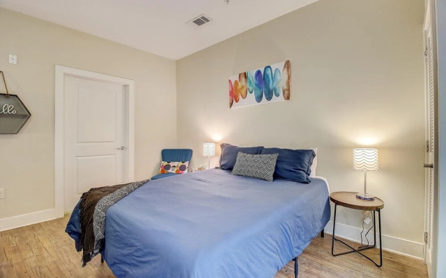 Frontdesk - Mezzo 1 Southpark Apts Charlotte, NC