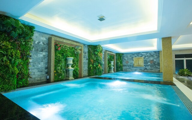 Na Chateau Hotel