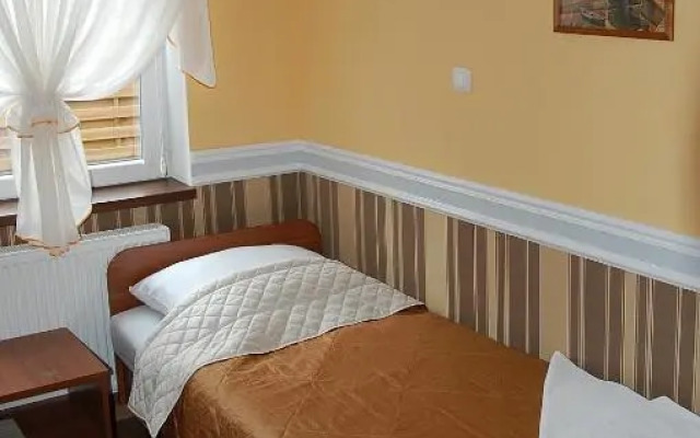 Hotel Restauracja Redos