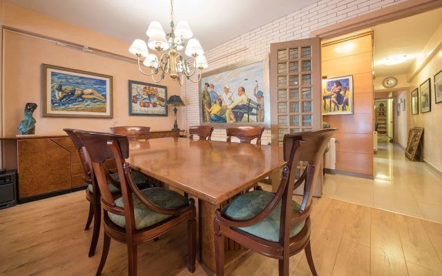 Apartamentos Montserrat