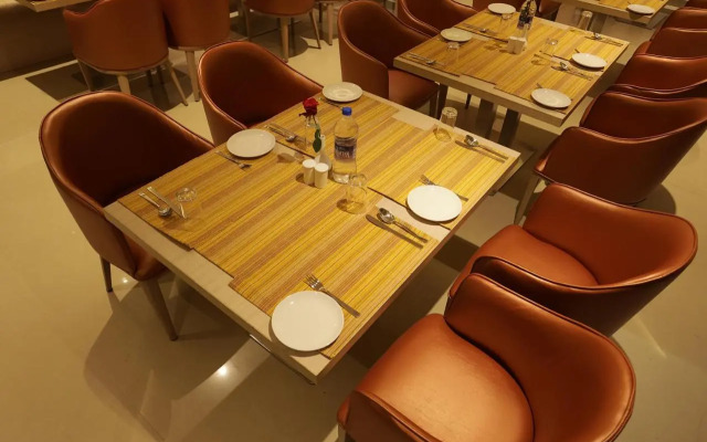 Iswarya Residency
